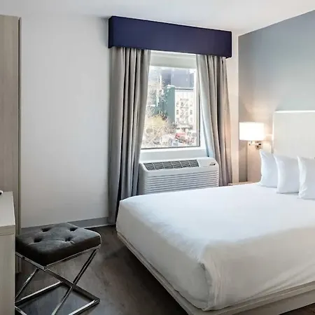 Gatsby Hotel 5*